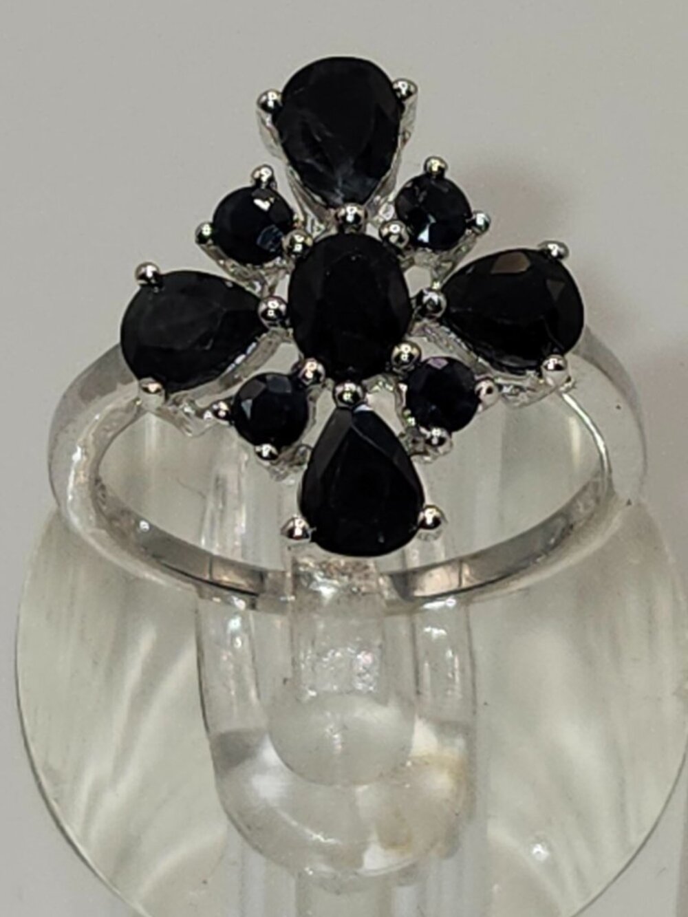 .925 Sterling Black Sapphire Ring Floral Design Size 6.5 Value $550